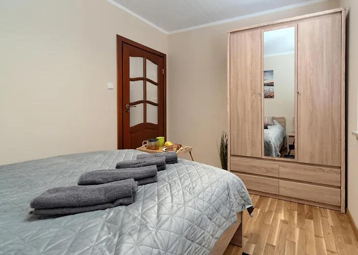 Reagan Park - Parking&balcony - By Rentujemy アパート *